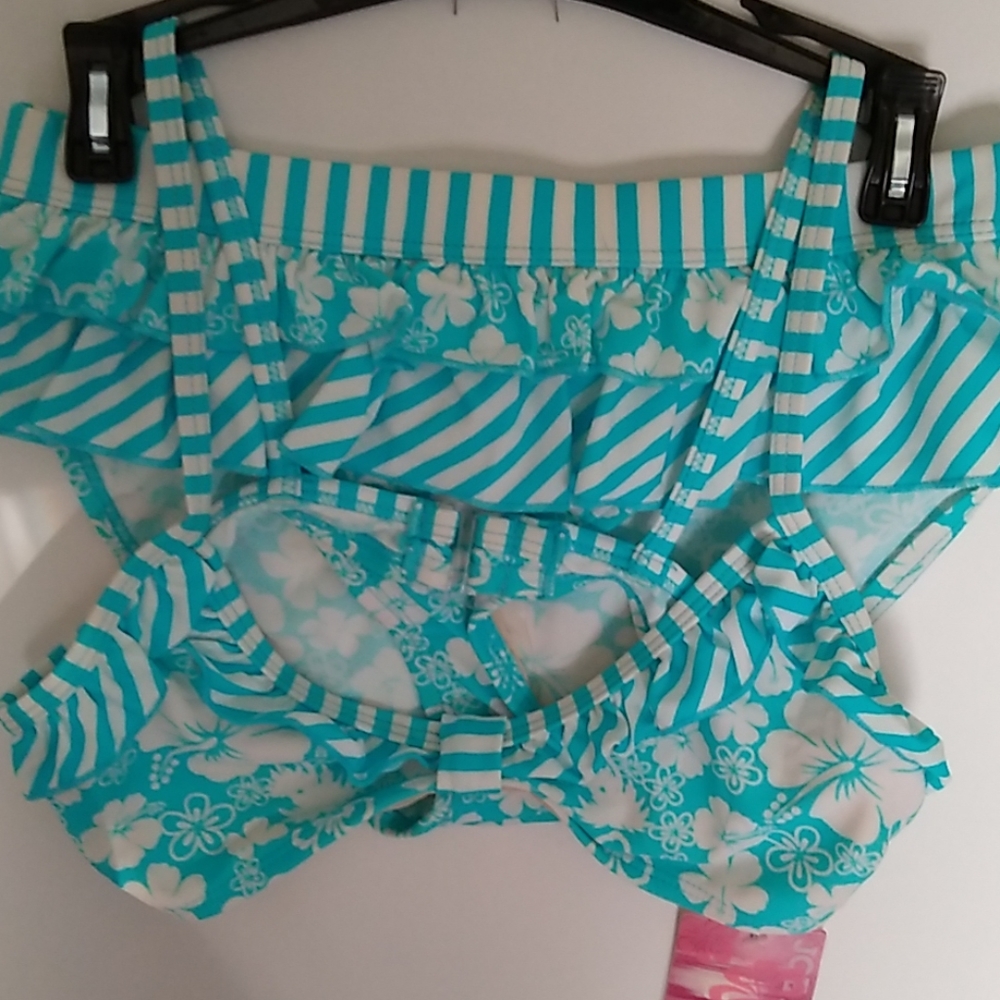 2 piece swimming suit